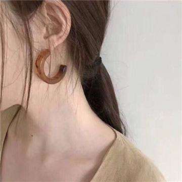 伊朗军方称正在搜捕从中东地区基地内逃亡的美军